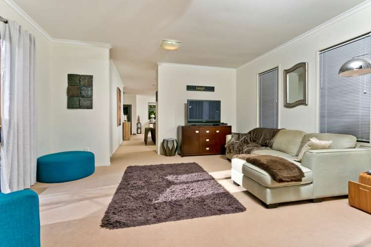 4 Greenbough Lane Greenhithe_6