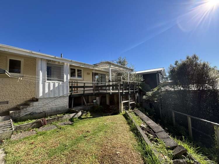 732 River Road Chartwell_5