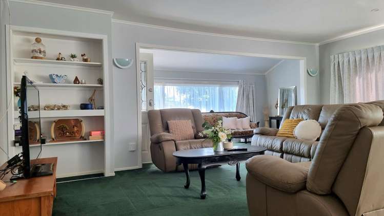 176 Gossamer Drive Pakuranga Heights_16