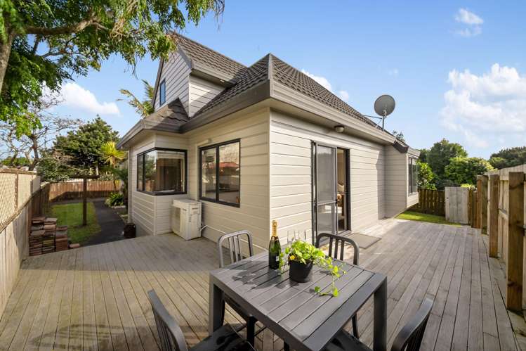 2/79 Frank Nobilo Drive Golflands_6