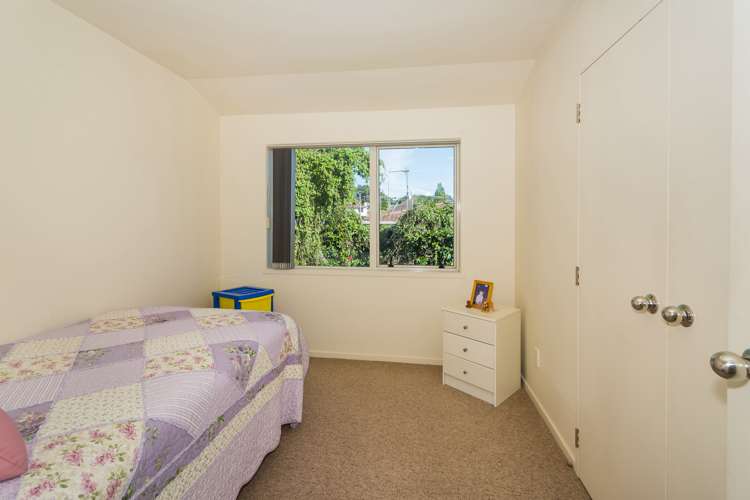 10/5 Kilham Avenue Northcote_8