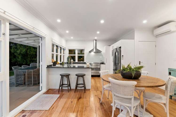 69 Moana Avenue One Tree Hill_8