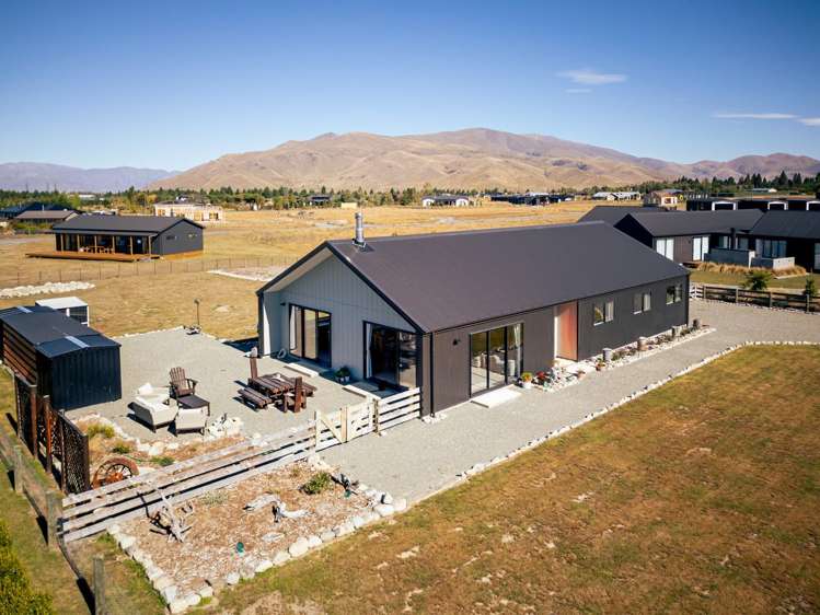 1 Tussock Crescent Twizel_27