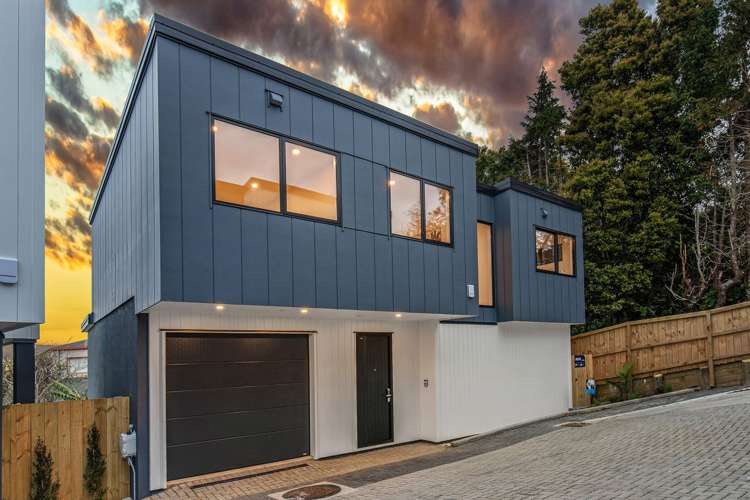 296 East Coast Road Forrest Hill_0