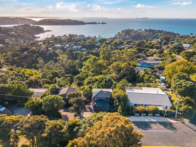 36 Hauraki Road Oneroa_17