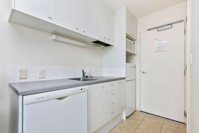 4e/11 Howe Street Freemans Bay_2