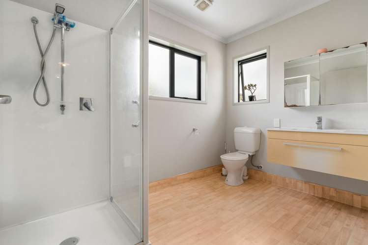 6 Whau Crescent Avondale_11