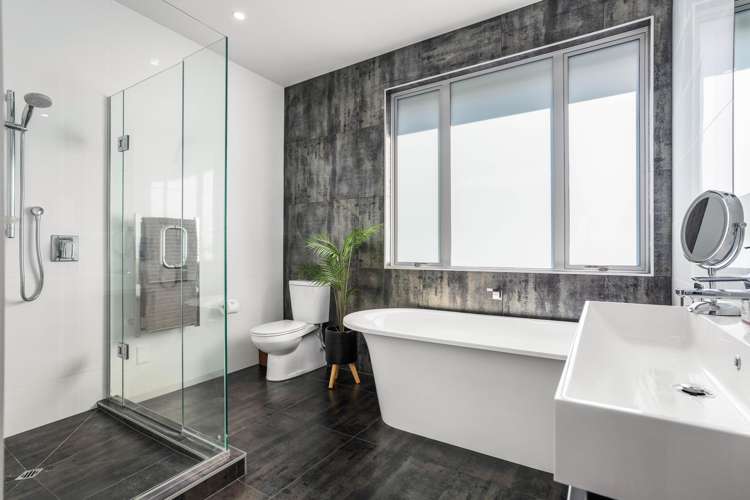 150 Waterways Parade Pauanui_19