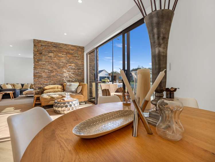 26 Whakahaumako Road Leamington_4