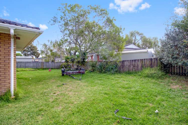 5 Galilee Avenue Red Hill_12