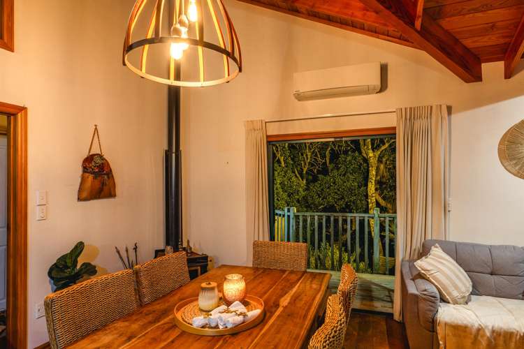 31 Hekerua Road Oneroa_2