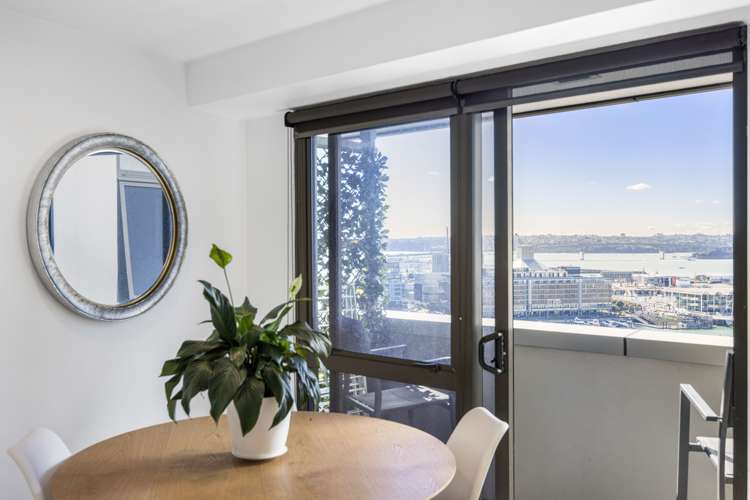 1304/1 Hobson Street Auckland Central_9