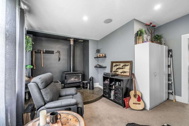 306 Crinan Street Georgetown_17