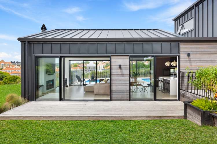 9 Laguna Place Matakatia_12