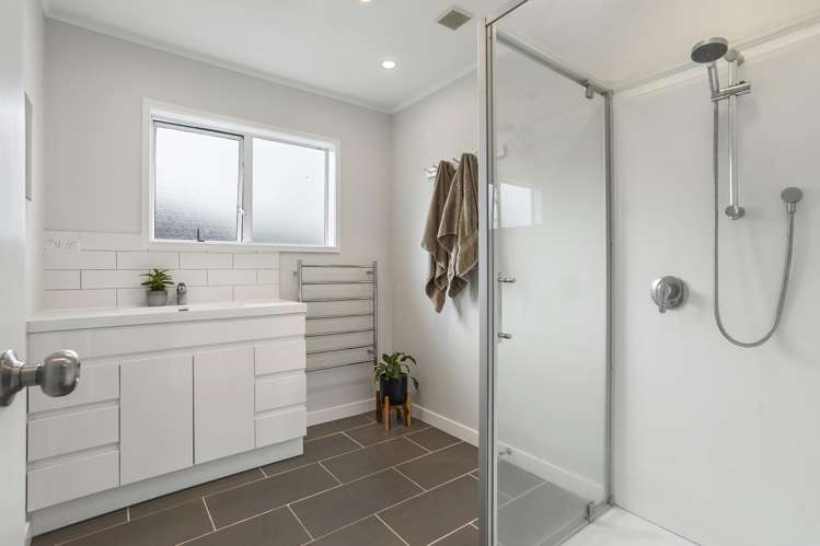 24 Glengarry Road Glen Eden_21