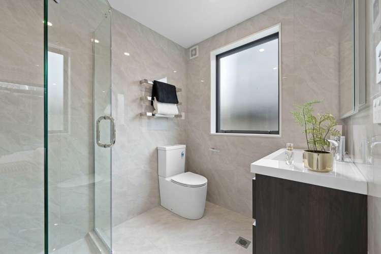 2d Queen Mary Avenue Epsom_14