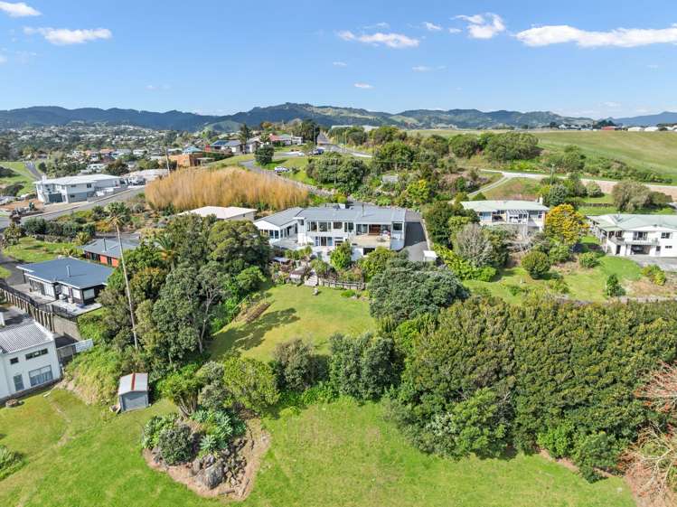 1 Munro Street Onerahi_16