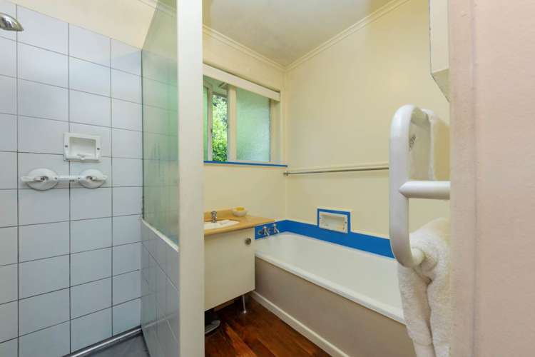 320 Forest Hill Road Waiatarua_15