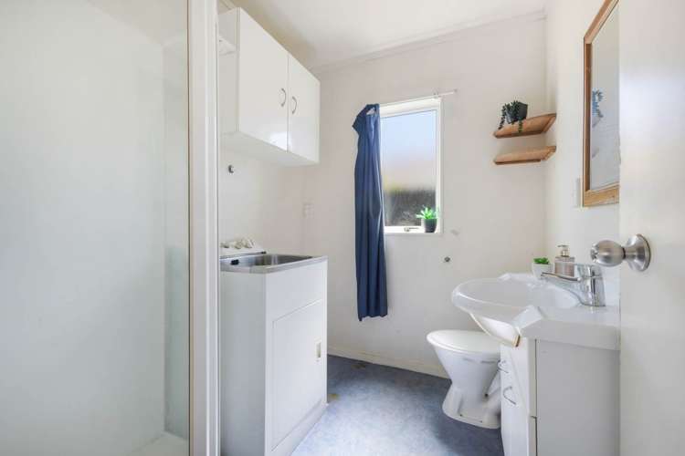 17 & 17A Heathridge Place Burswood_17