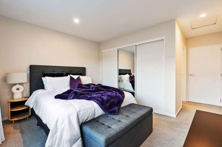 1 Watermill Lane Silverdale_20