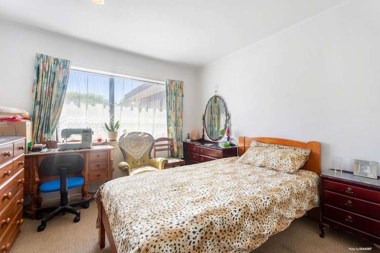 2/3 Aurea Avenue Pakuranga_6