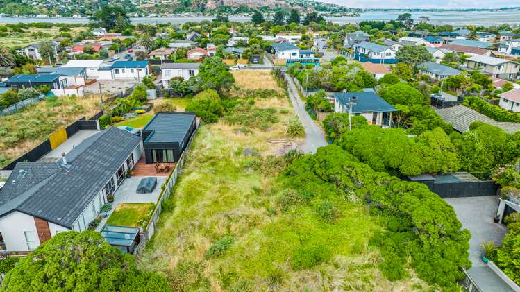 205 Rocking Horse Road Southshore_15