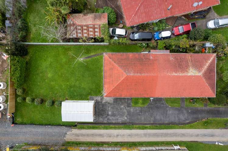 2/11 Miles Avenue_0