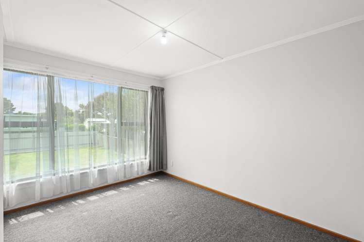 26 Andrew Street Elgin_17