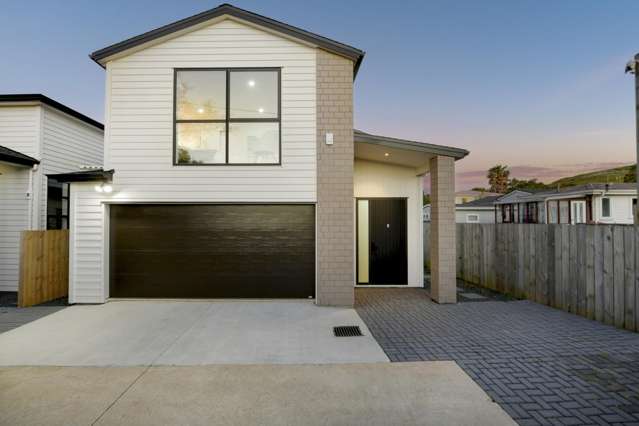 Exclusive Newly Built. Must Sell!