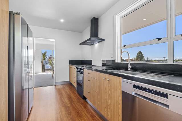 266B Courtenay Street Strandon_2