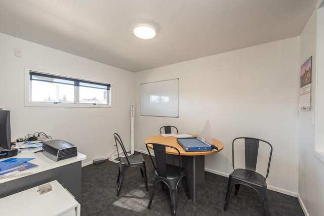30 Riverbank Road Otaki_3