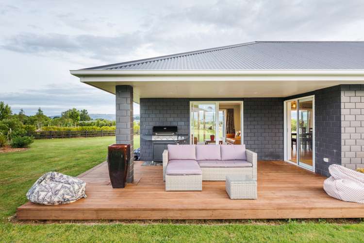 21 Loveston Lane Kelvin Grove_22