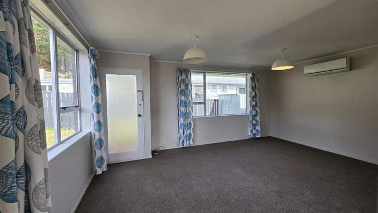 B/47 Stockdale Street Wainuiomata_3