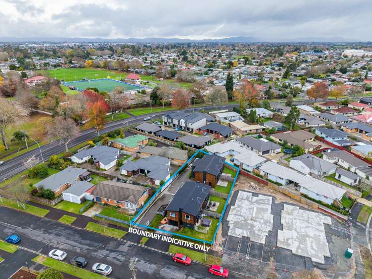 2-4/3 Elmira Avenue Chartwell_18