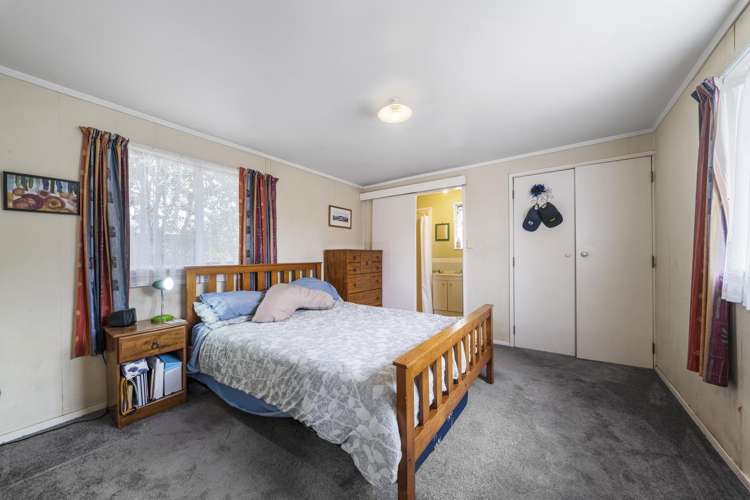 137 Portage Road New Lynn_7