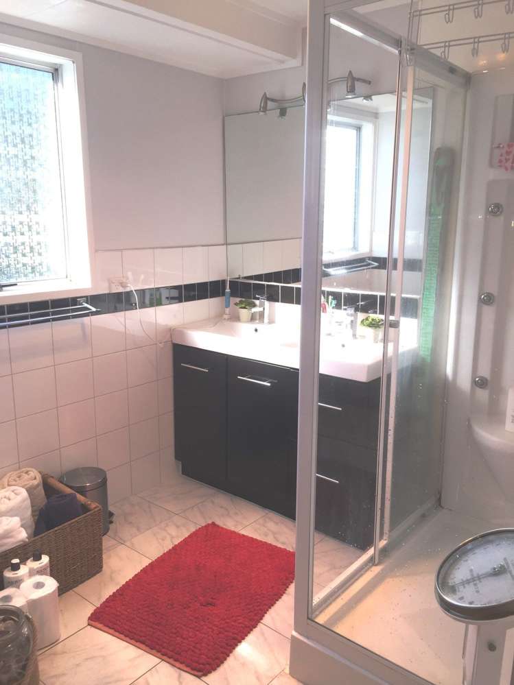 32 Pokapu Street Titirangi_7