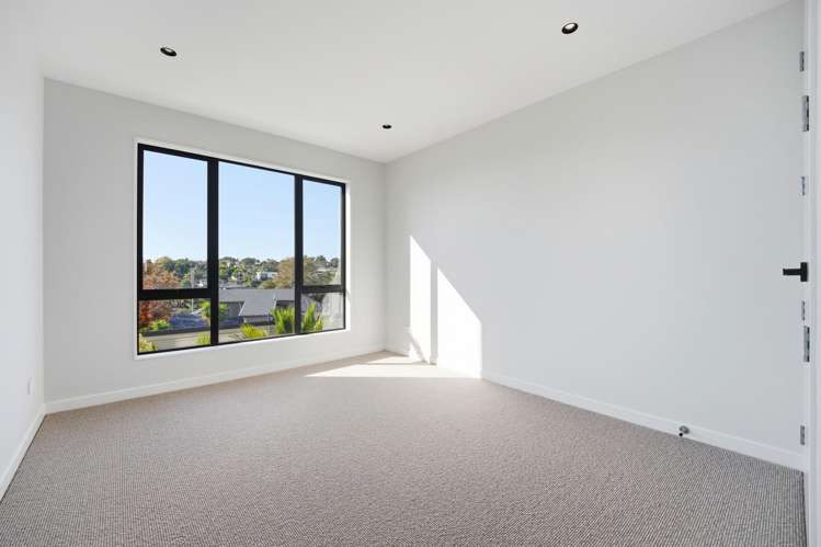 2/8 Park Rise Campbells Bay_15