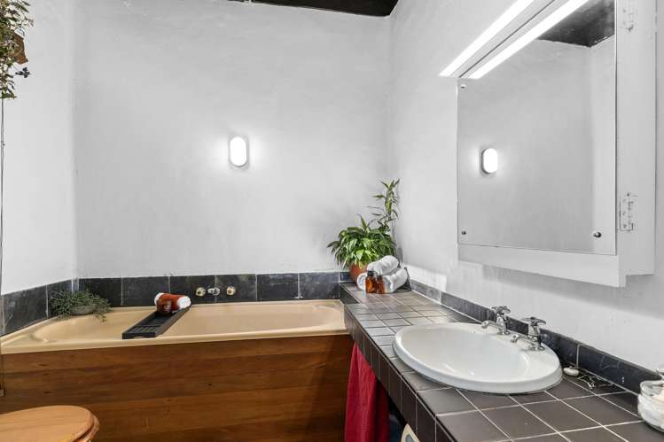 22 Rakeiora Grove Korokoro_21