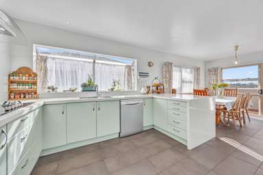 3 Bridgehead Cove_3