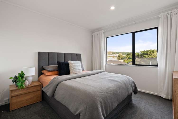 7 Joseph Banks Drive Whitby_10