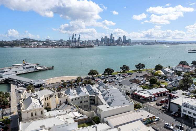 1c/2 Queens Parade Devonport_7