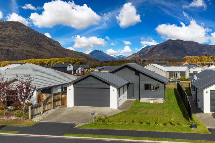 31 Peterley Road Lower Shotover_11