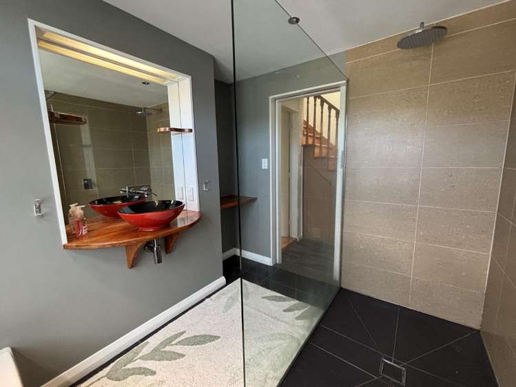 32 Locking Street 10811_13