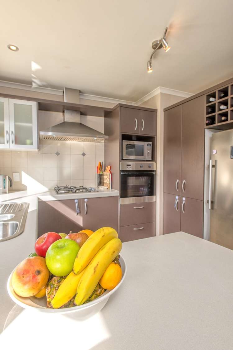 14 Belfry Place Wattle Downs_18