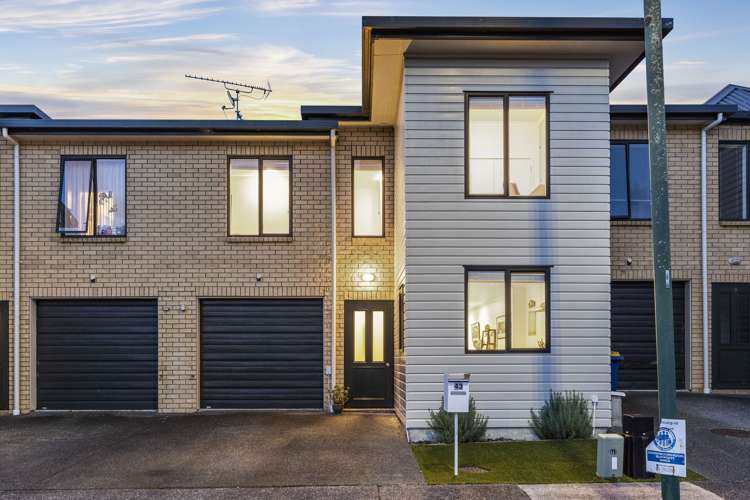 43 Barnea Circle Glen Eden_20