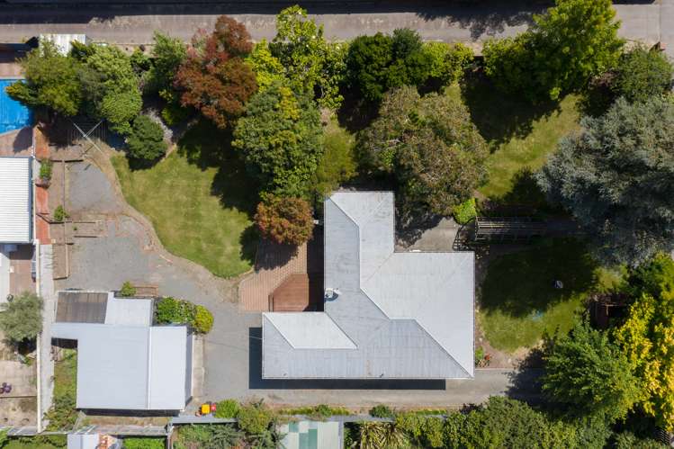 63 Racecourse Road Allenton_18