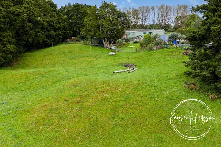 14 Woodland Road Maungaturoto_38