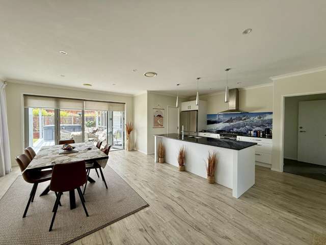 16 Huka Heights Drive 2772_1