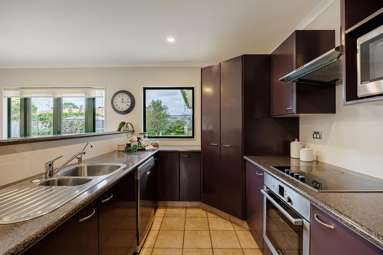 14 Arataki Road_3
