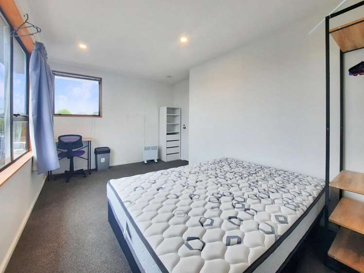 45 Hands Road 1486_7